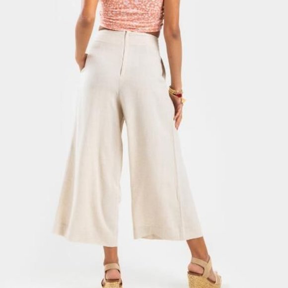 Francesca's Collections Pants - NWT Francesca's Drew Wide Leg High Rise Linen Pleated Culottes Heather Oat Med